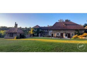 **Vous êtes à la recherche d'un lieu unique ? Magnifique demeure de maître  sans vis-à-vis