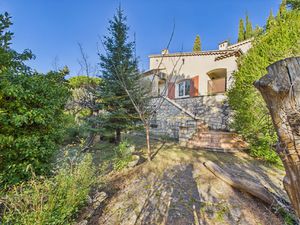 NYONS a deux pas du centre ville dans quartier calme et rech