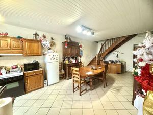 Maison ancienne de 202 m² à Puycasquier