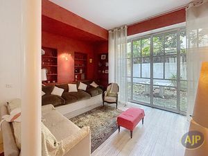 Appartement atypique avec terrasse