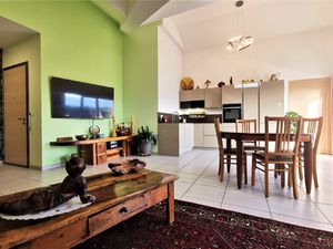 Appartement  T4  102m2  dernier étage