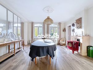 Maison de Charme - 9 pièces