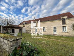 Maison ancienne à Beaumont En Veron