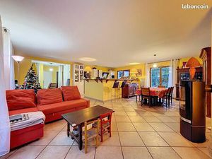 Maison 6 pièces 160 m²