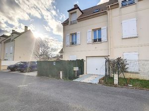 Ermont - Maison 4 pièces - 3 chambres - Garage - Gare de Gros Noyer .