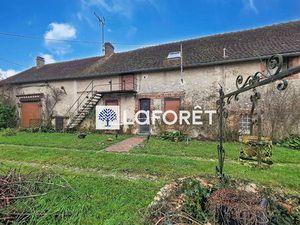 Longère à fort potentiel avec dépendances proche Provins