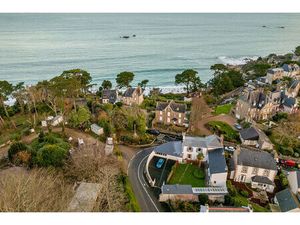EXCLUSIVITÉ - Propriété de prestige à Perros-Guirec - Vue mer