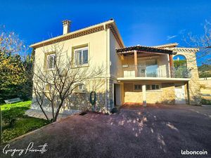 Maison 5 pièces 93 m²