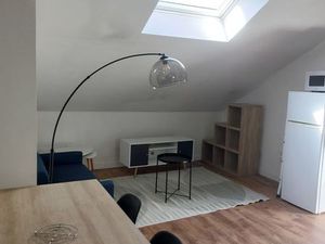 Très joli T2 meublé et climatisé  situé à 2 minutes à pied de la gare de Périgueux et à 10