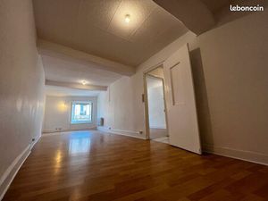 Appartement à louer - T2 - 47 9m2 - Centre ville Tarare