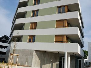 T4 quasiment neuf proximité école   lycée  quartier moulin boisseau  terrains de sport (pa