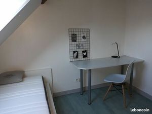 Chambre d'étudiant indépendante  proche de l'UTC  meublé