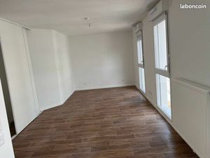 Studio neuf à louer à savigny le temple