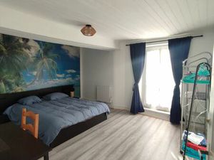 Maison de ville-centre bourg