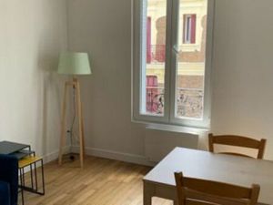 Location appartement 2 pièces 31 m² à Villejuif (94800)
