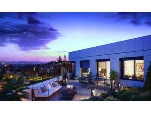 T4 TRAVERSANT DERNIER ETAGE 35M2 DE TERRASSE CAVE PARKING