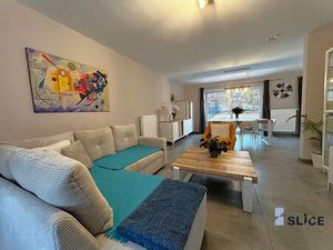 Maison à louer avec terrasse et jardin   Manage (VBD65046)