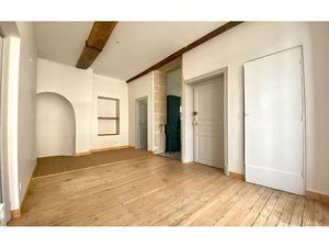 Location appartement  m² T-1 à Dijon  730 €