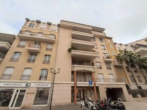 Garage Sous-Sol 20m²