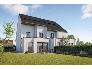 Nieuwbouwwoningen met 4 slaapkamers en garage