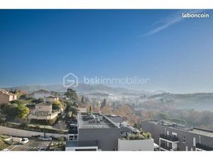 Appartement 4 pièces 73 m²