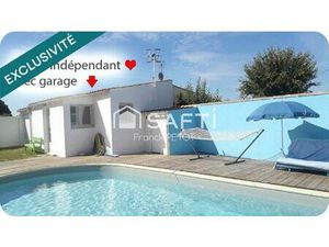 Pavillon de plain-pied avec piscine et studio indépendant