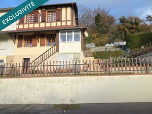 Maison familiale avec deux terrasses