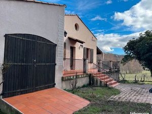 Maison t6 sur 1203 m² constructible+garages