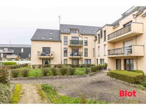 A VENDRE EN EXCLUSIVITE CHEZ BLOT IMMOBILIER – SAINT-ERBLON - APPARTEMENT T4 - PLEIN CENTR