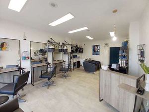 Vente Bureaux et commerces à Fougères (35300) : à vendre / 33m² Fougères