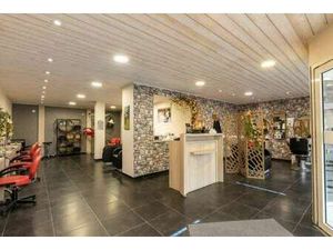 Vente Bureaux et commerces à Fougères (35300) : à vendre / 83m² Fougères