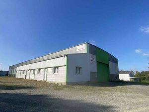 Vente Bureaux et commerces à Louvigné-du-Désert (35420) : à vendre / 1400m² Louvigné-du-Dé