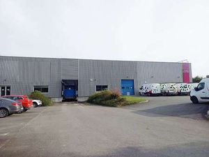 Vente Bureaux et commerces à Saint-Étienne-en-Coglès (35460) : à vendre / 1521m² Saint-Éti