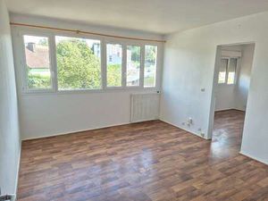 Location Appartement 2 pièces à Saint-Lô (50000) : à louer 2 pièces / 47m² Saint-Lô