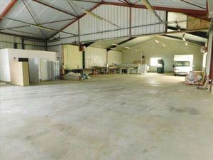 Location Bureaux et commerces à Landéan (35133) : à louer / 800m² Landéan