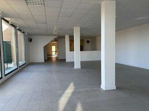 Vente Bureaux et commerces à Avrillé (85440) : à vendre / 490m² Avrillé