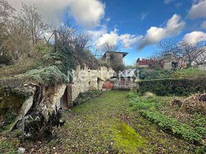 Vente Garage et parking à Dissay-sous-Courcillon (72500) : à vendre / 54m² Dissay-sous-Cou