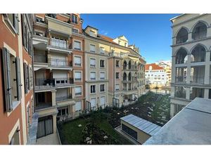 Location appartement  m² T-2 à Le Plessis-Robinson  990 €