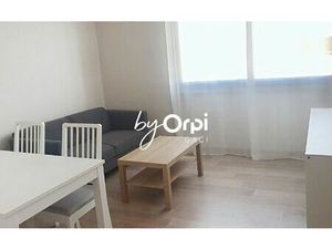 Location appartement  52.12 m² T-3 à Clermont-Ferrand  780 €