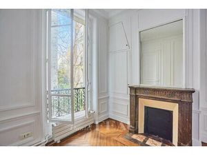 Paris XVIIe – Place du Maréchal Juin / Wagram - 66 m² - 2 pièces