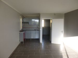 Location appartement 1 pièce 34 m² à Sausset-les-Pins (13960)
