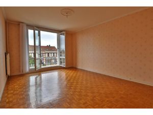 TROYES - APPARTEMENT T2 AVEC BALCON