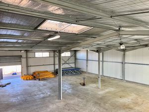 Location locaux professionnels 1080 m² à Frontignan (34110)  NaN €