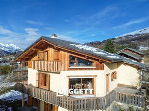 Maison 10 pièce(s)  SAINT-MARTIN-DE-BELLEVILLE