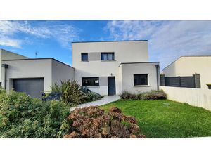 Maison Bourgneuf 5 pièce(s) 118 m2