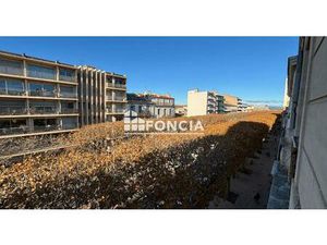 QUARTIER THEATRE/GARE - 5 pièces avec VUE DOMINANTE au DERNIER ETAGE