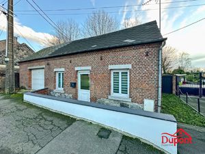 Maison individuelle rénovée avec garage  jardin plein sud et a