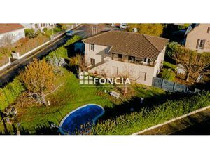 PRIGONRIEUX : Maison 7 pièces 163 m² avec jardin  piscine et garage