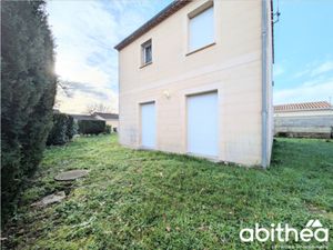 Maison à louer de 110 m2 à Saint Denis de Pile !