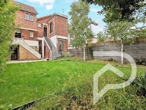 Charme des Années 30 Rénové avec Goût